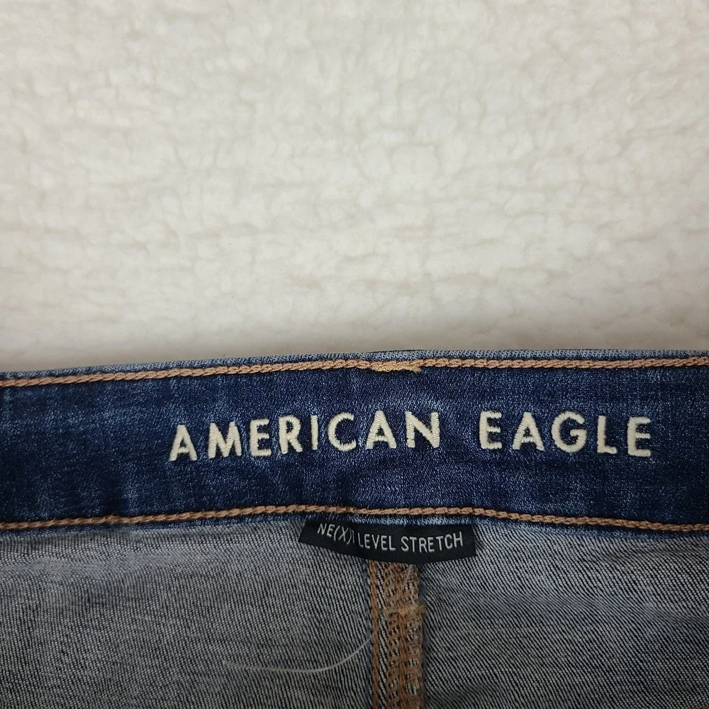 American Eagle Jeans Womens 14 Super Hi Rise Jegging Next Level Stretch Distress